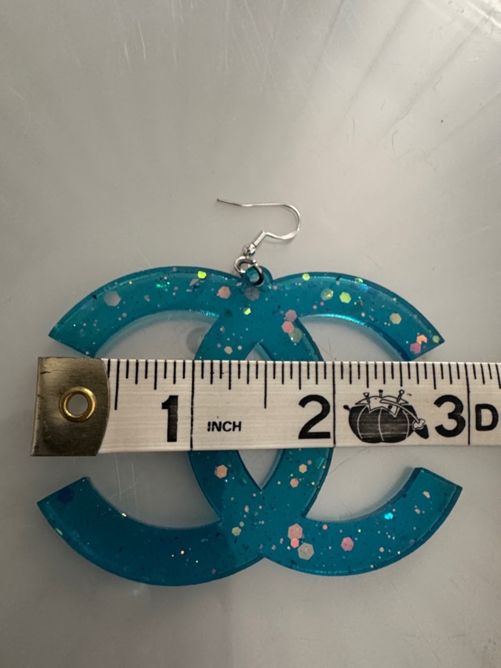 Streetwear Sparkle CC Fashion Dangle Earrings - Picture 10 of 12
